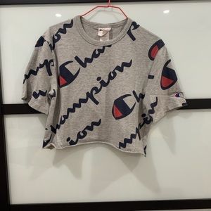 Cropped Champion Tee.